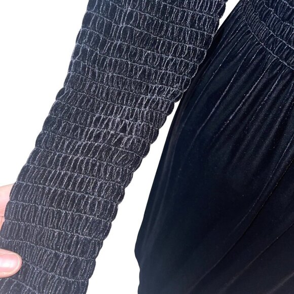 Moda International Vintage Womens Dress Size Medium Black Velvet Smocked Maxi - Picture 3 of 8